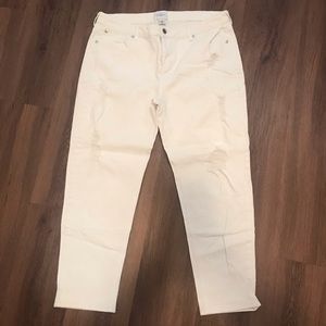 Celebrity Pink size 32 white distressed jeans